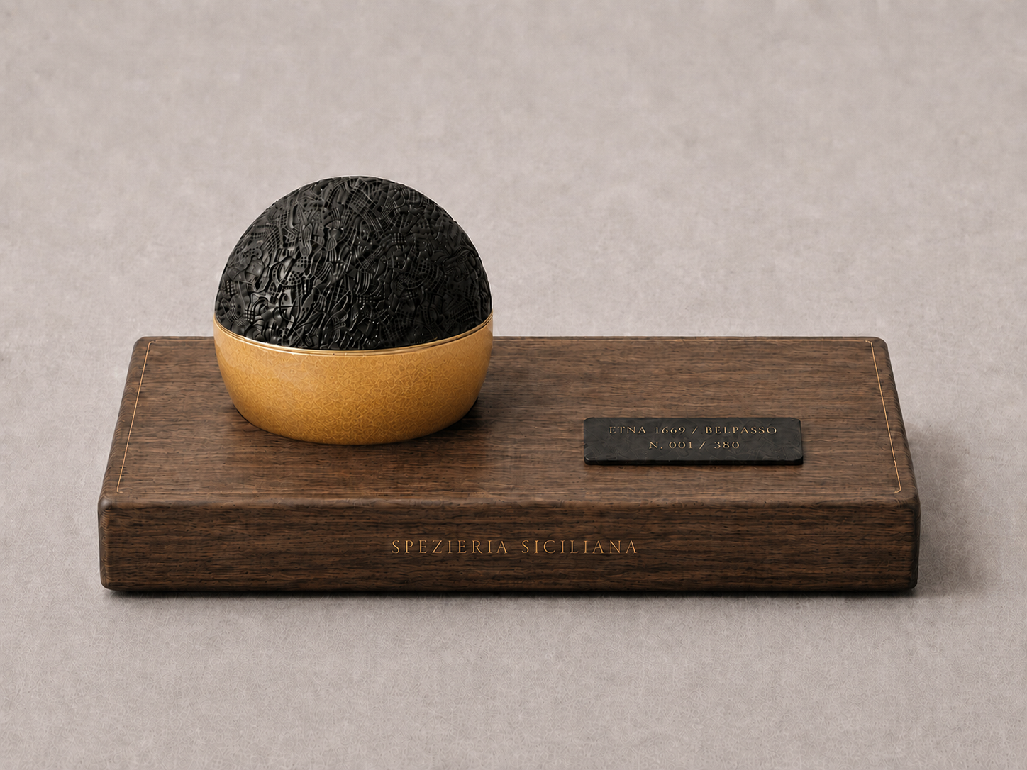 ARA del Tempo in lava nera e oro ceramico
